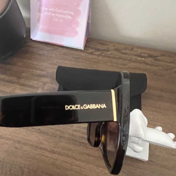 Dolce and Gabbana sunglasses Tortoise shell print main image 4